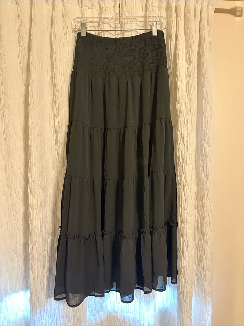 Women’s Black Tiered Maxi Skirt - Picture 3 of 4